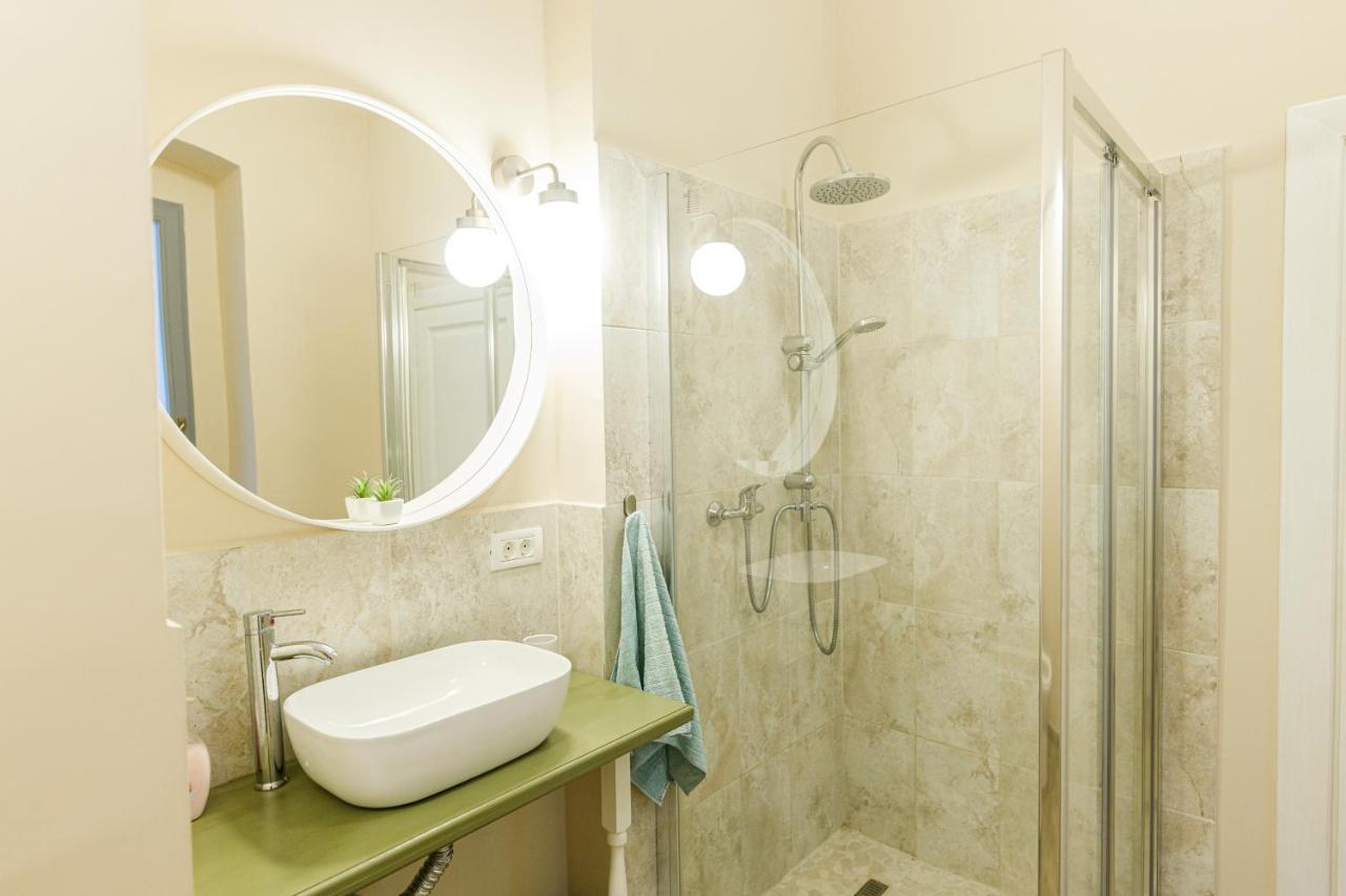 Beautiful Apartment In Heart Of Historical Center Timisoara Exterior foto